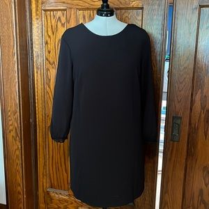 Deep v back with lace detail